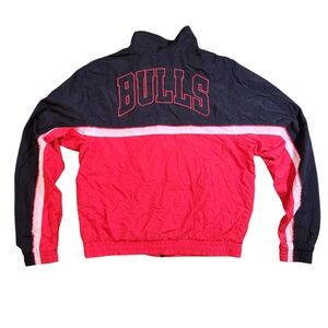 Vintage Chicago Bulls Red and Black Lightweight Jacket 90s Throwback. 00s Y2K